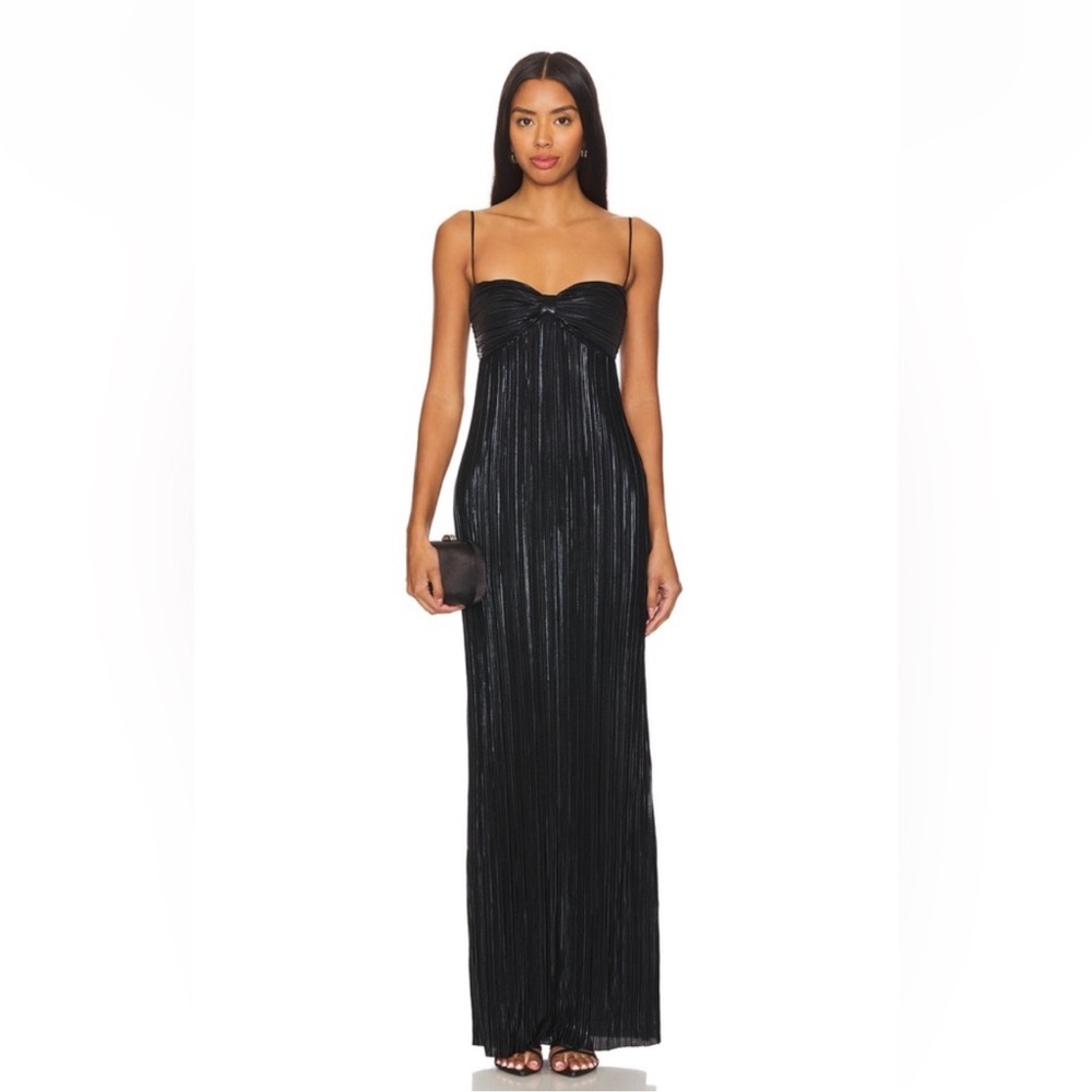 Loves and friends Mya Gown Size small.